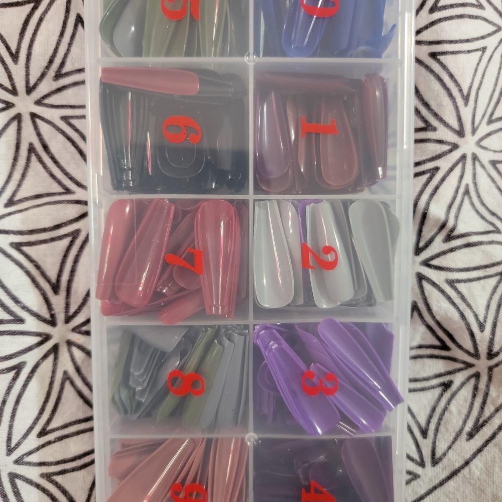 Nails Glue ON - Picture 2 of 2